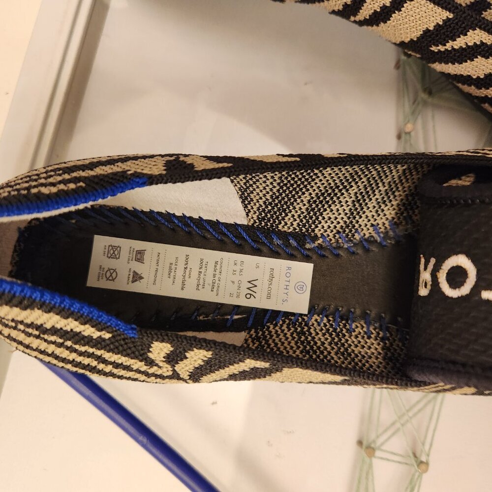 Rothy's Black/Cream Zebra Point toe flats. NWT. Size 6 - Picture 8 of 8